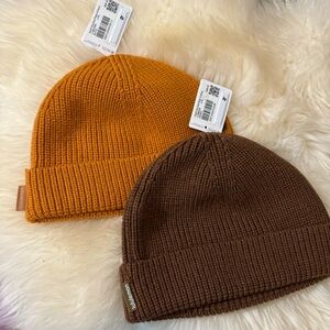 Lululemon close fit wool blend ribbed knit beanie